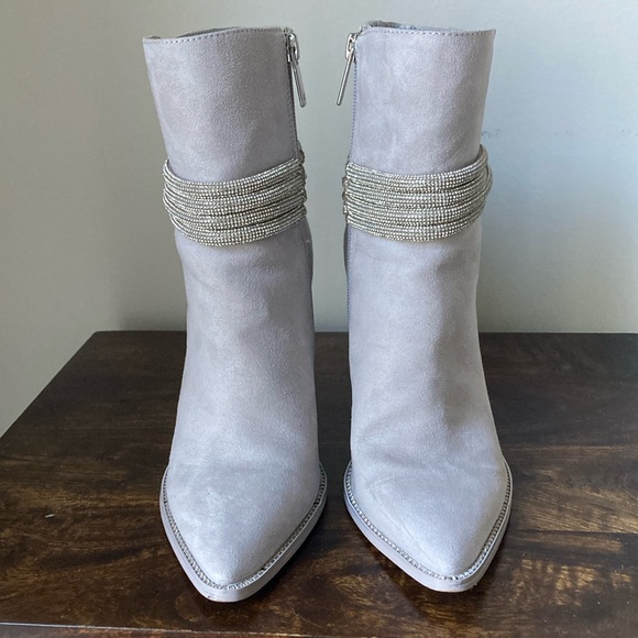 Jennifer Lopez Silver Heeled Boots - Picture 3 of 7